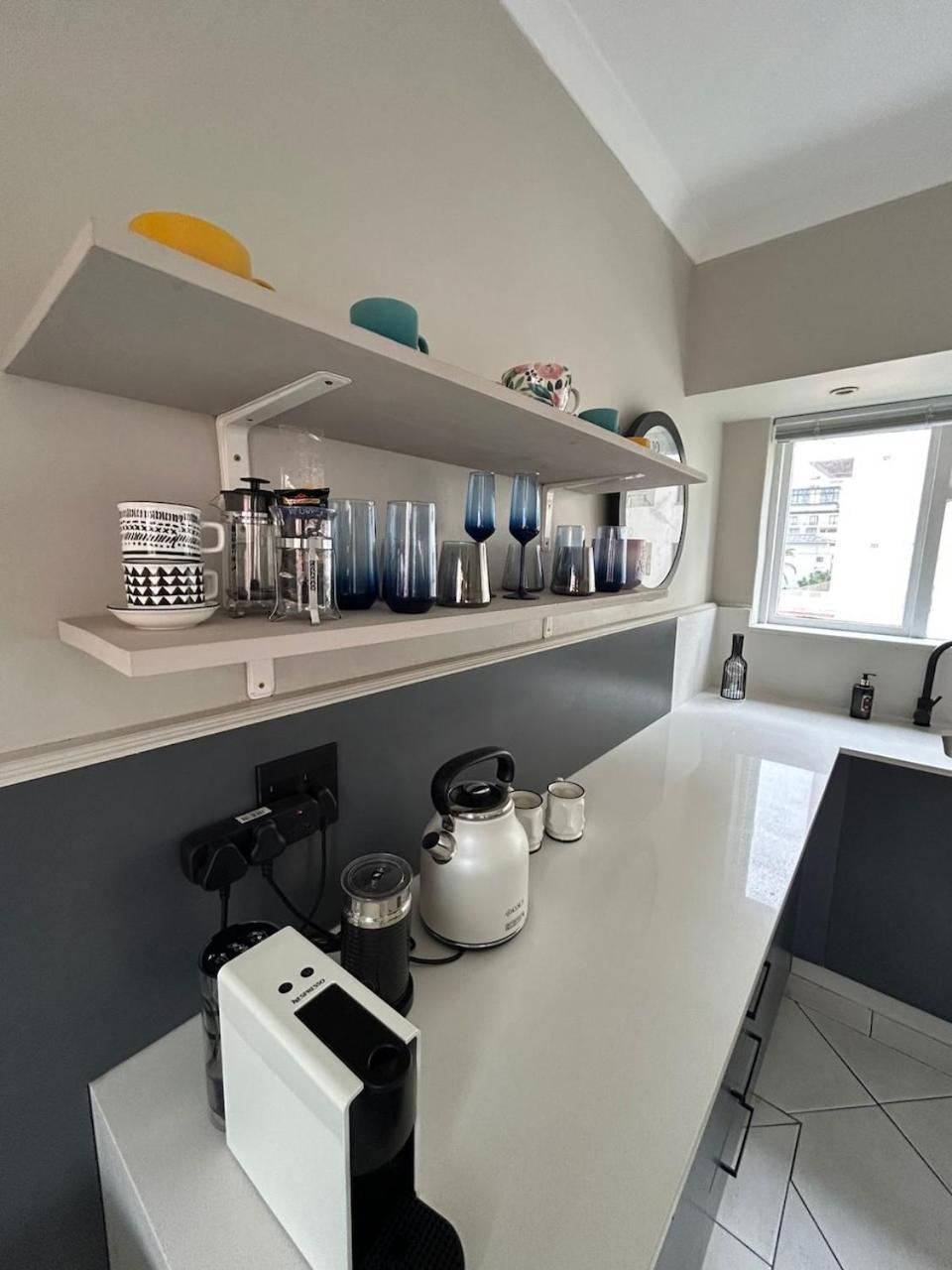 Cosy And Classy Sea Point Apartment Kapstaden Eksteriør billede