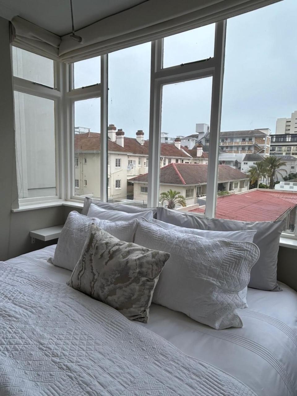 Cosy And Classy Sea Point Apartment Kapstaden Eksteriør billede