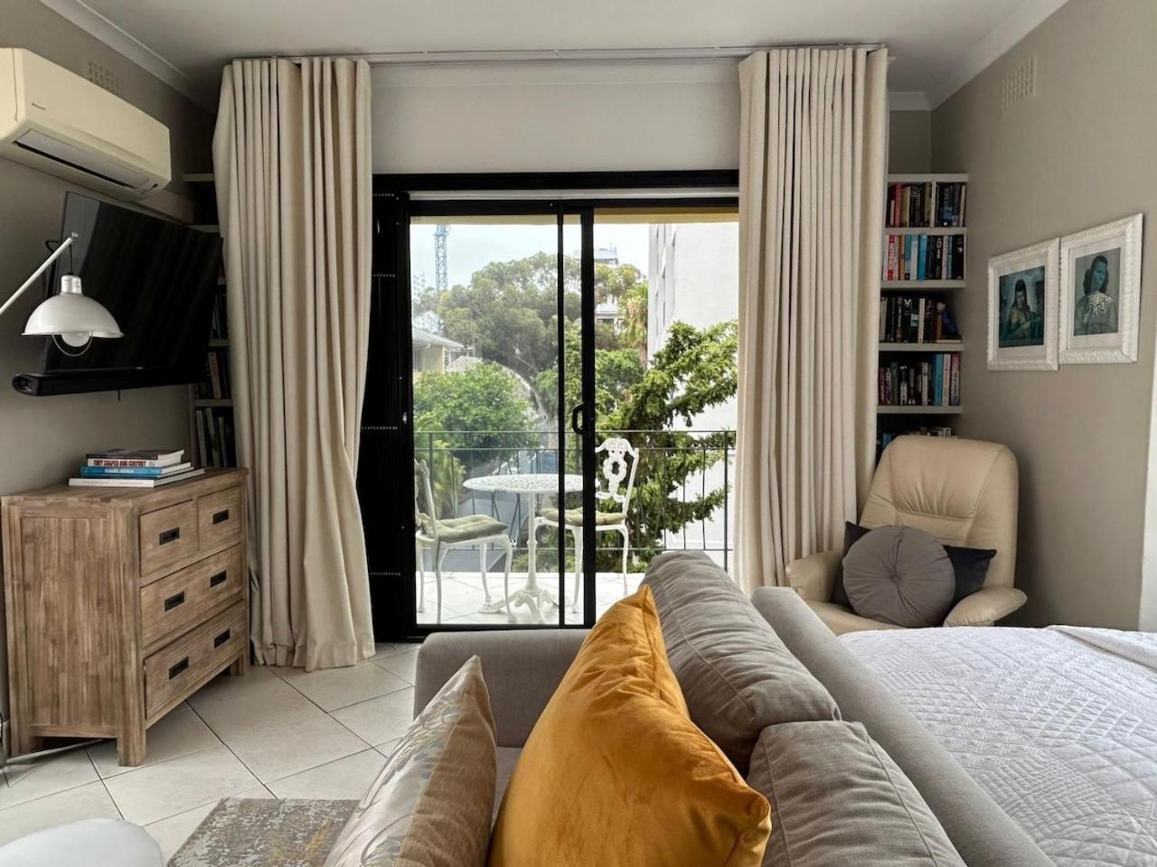 Cosy And Classy Sea Point Apartment Kapstaden Eksteriør billede